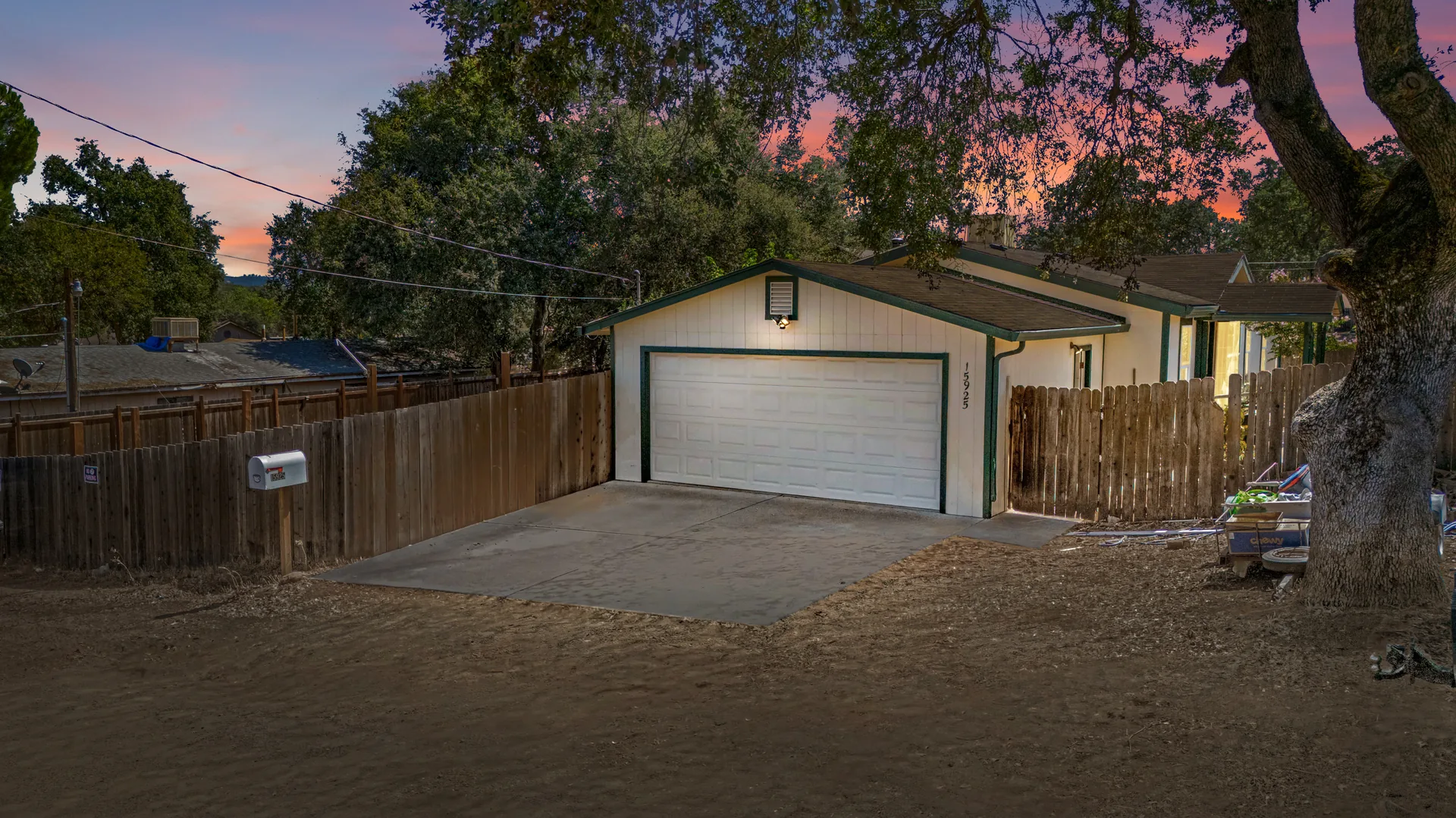15925 45th Ave, Clearlake, CA 95422