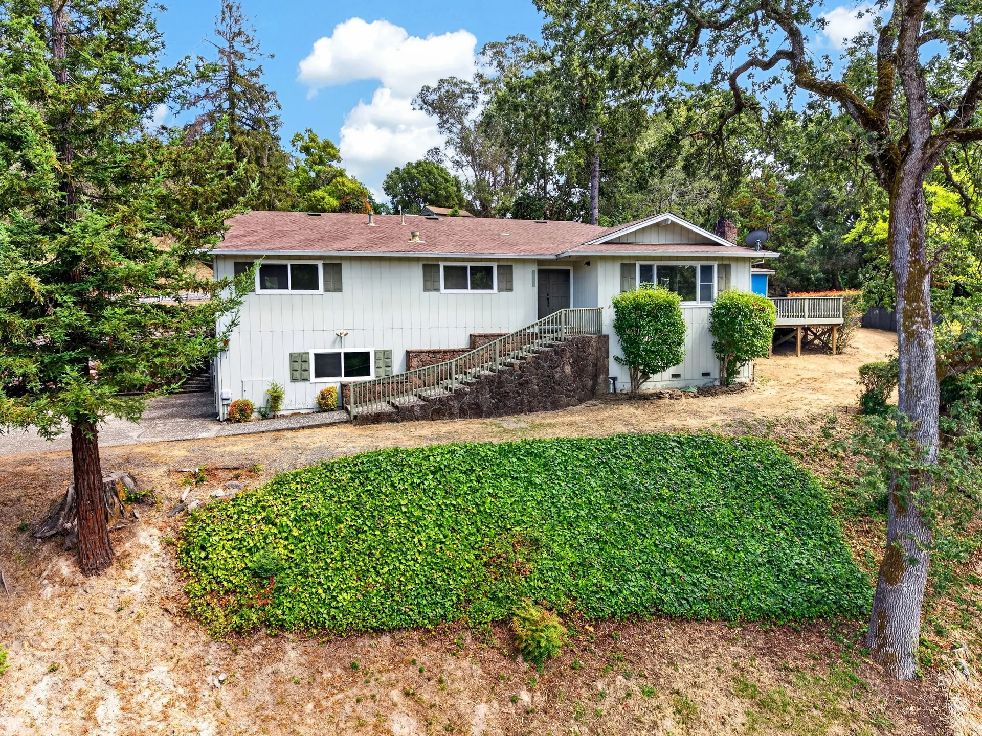 3200 Chanate Rd