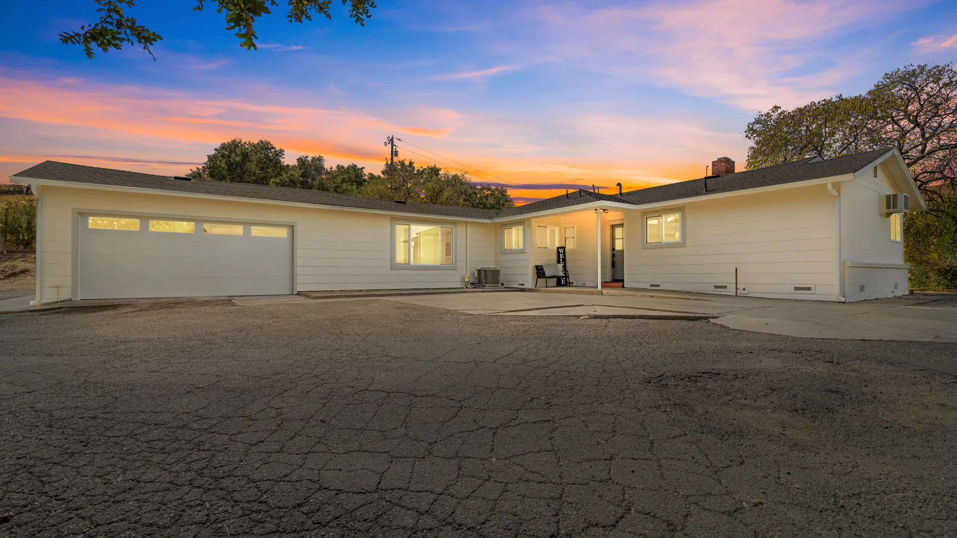 3854 Joslin Ln
