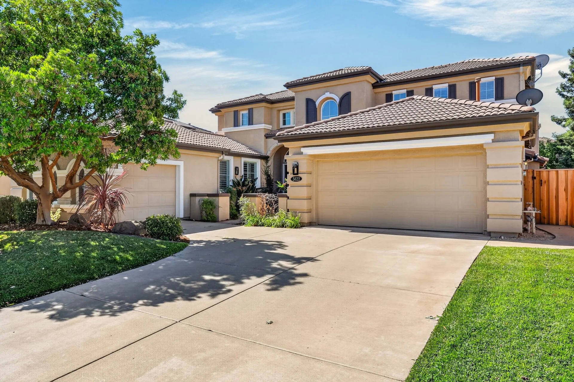 132 Decanter Cir