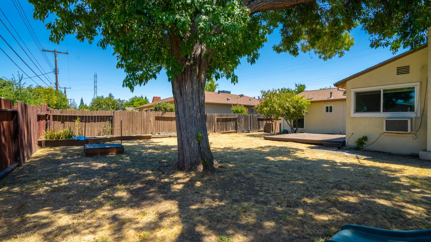 Photo 31